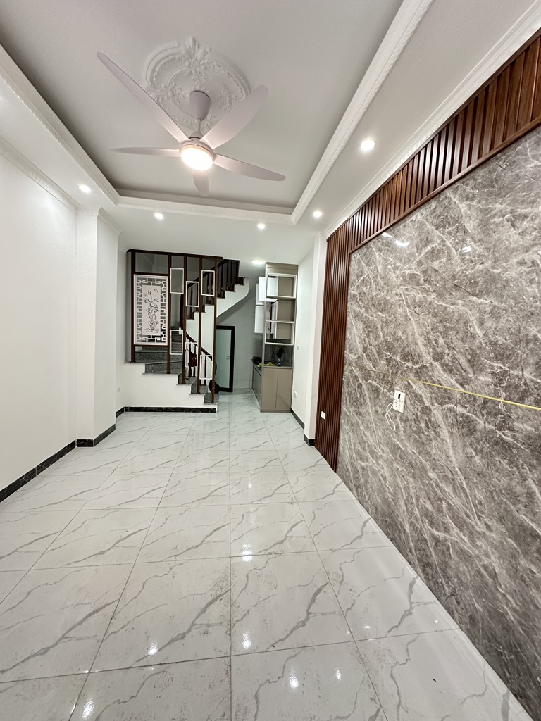 BÁN NHÀ PHỐ VO TRUNG, PHÚC LỢI MỚI TINH 30M2_5 TẦNG_4,75 TỶ, NGÕ NÔNG. Sổ vuông đẹp.